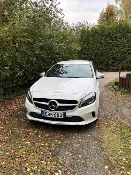 Mercedes-Benz 180 Helsinki - изображение 1