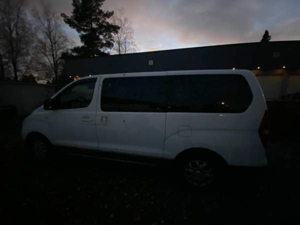 Hyundai H1 Van Vantaa - valokuva 4