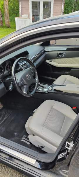 Mercedes-Benz E Jurva - valokuva 4