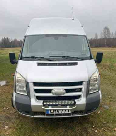 Ford Transit Luga