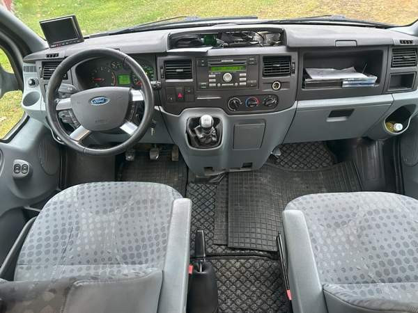 Ford Transit Luga - photo 5