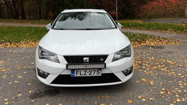 Seat Leon ST Tampere - valokuva 6
