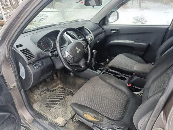 Mitsubishi L200 Ilomantsi - изображение 7