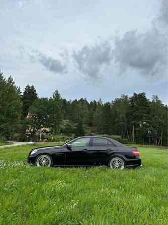 Mercedes-Benz E Halikko