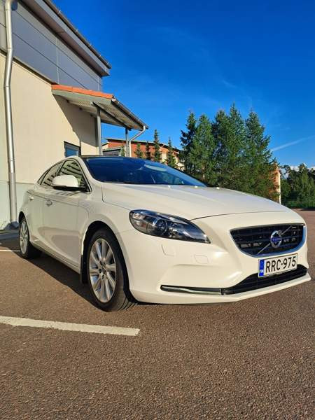 Volvo V40 Chukotskiy Avtonomnyy Okrug – foto 1