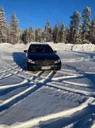 Mercedes-Benz E Muonio