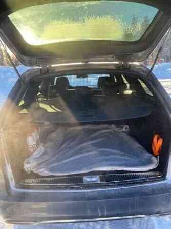 Mercedes-Benz E Muonio