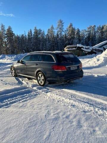 Mercedes-Benz E Muonio - изображение 3