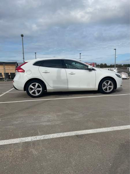 Volvo V40 Espoo - photo 4