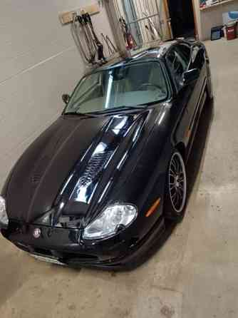 Jaguar XKR Ruotsinpyhtää