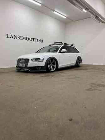 Audi A4 Allroad Pöytyä
