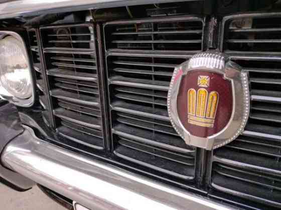 Toyota Crown Punkalaidun