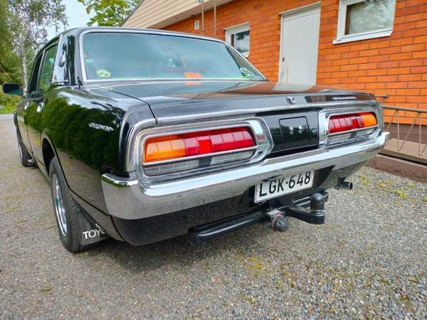Toyota Crown Punkalaidun - valokuva 8