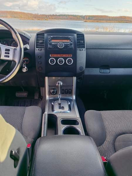 Nissan Navara Йоэнсуу - изображение 8