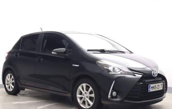 Toyota Yaris Raahe - valokuva 1