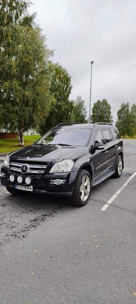 Mercedes-Benz GL Enontekiö - valokuva 1