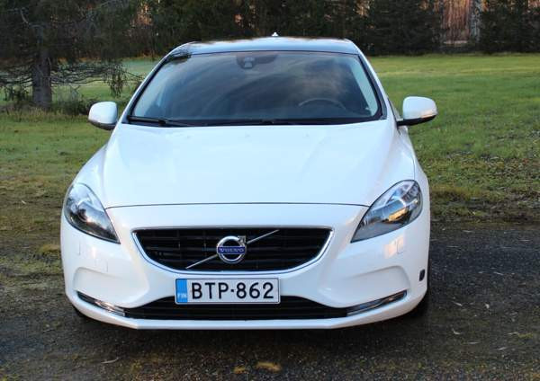 Volvo V40 Торнио - изображение 1