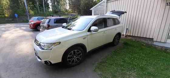 Mitsubishi Outlander PHEV Sibbo