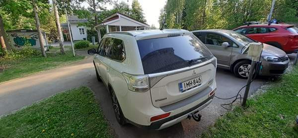 Mitsubishi Outlander PHEV Sibbo - изображение 4