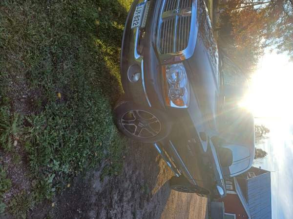 Dodge Ram 1500 Lovisa - valokuva 4