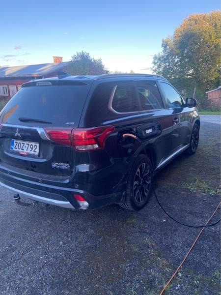 Mitsubishi Outlander PHEV Tornio – foto 3
