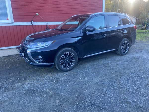 Mitsubishi Outlander PHEV Tornio – foto 1