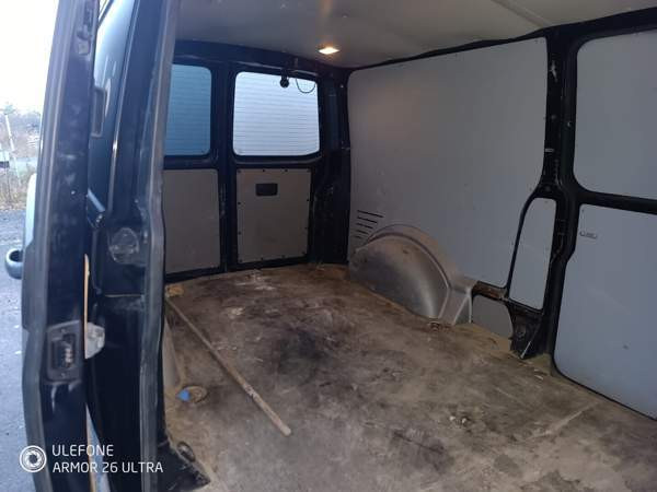 Volkswagen Transporter Оулу - изображение 7