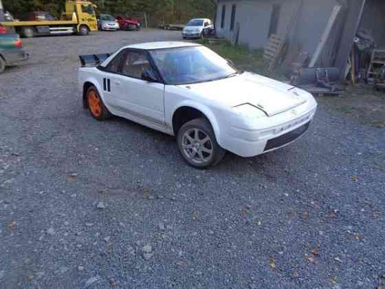 Toyota MR2 Alahärmä