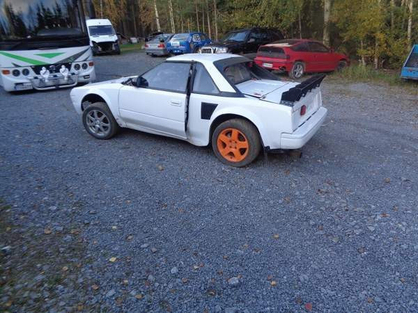 Toyota MR2 Alahärmä - valokuva 1