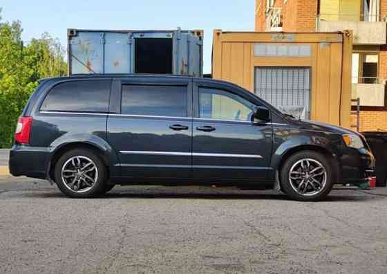 Chrysler Town Country Helsinki