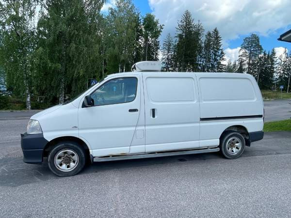 Toyota Hiace Jaervenpaeae - photo 2