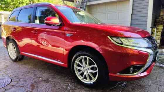 Mitsubishi Outlander PHEV Эспоо