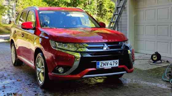 Mitsubishi Outlander PHEV Эспоо
