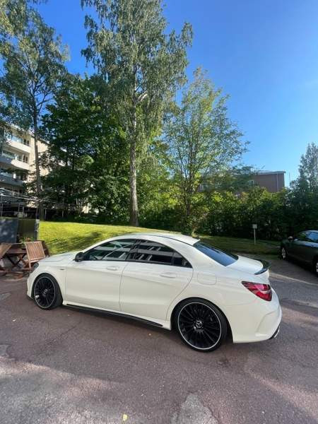 Mercedes-Benz CLA Helsinki - valokuva 1
