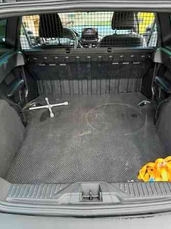 Ford Fiesta Van Posio