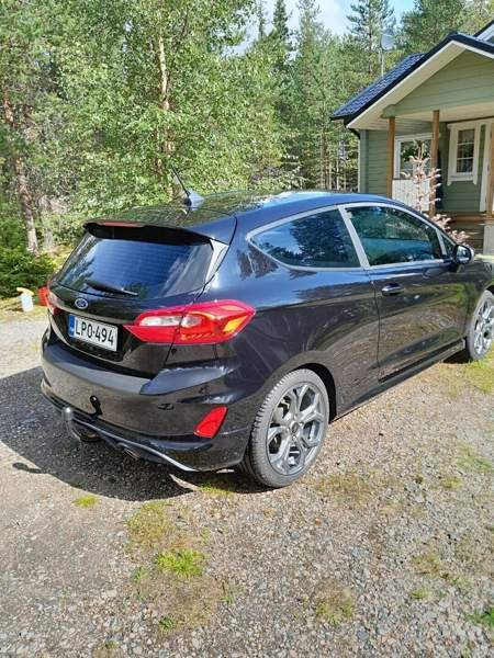 Ford Fiesta Van Posio - изображение 3