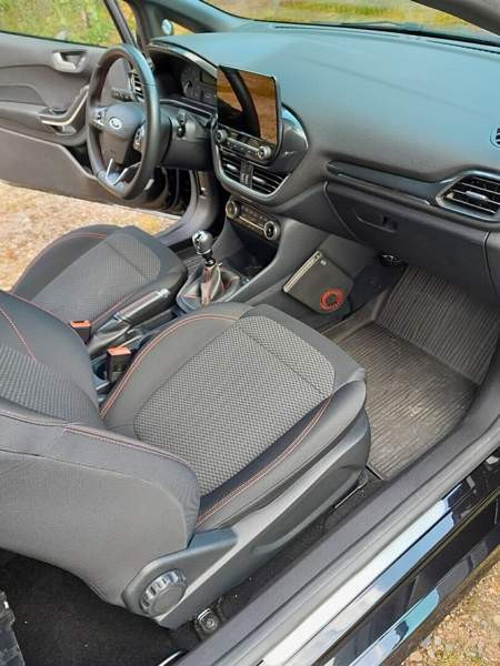 Ford Fiesta Van Posio - изображение 5