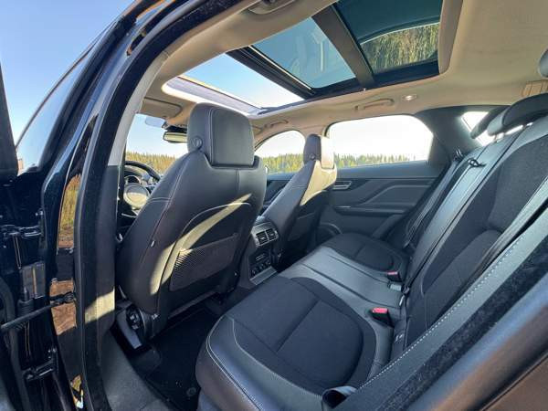 Jaguar F-Pace Мянтсяля - изображение 7