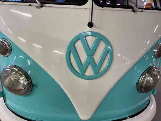 Volkswagen Kleinbus Helsinki