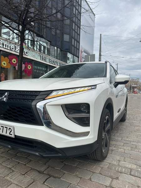 Mitsubishi Eclipse Cross Raasepori - valokuva 2