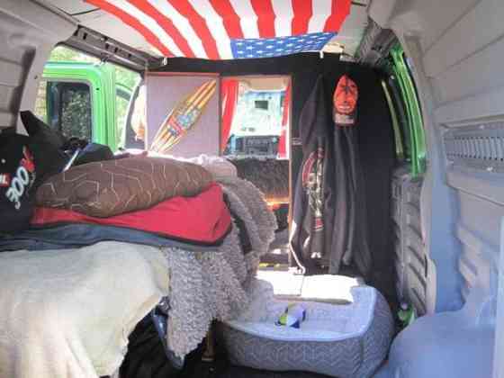 Chevrolet Express 1500 Нурмиярви