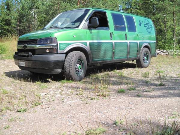 Chevrolet Express 1500 Нурмиярви - изображение 1