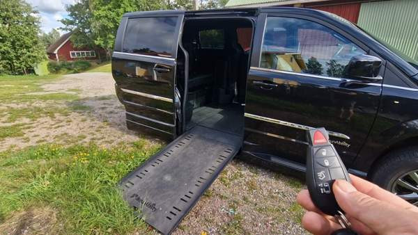 Chrysler Town Country Porvoo – foto 7