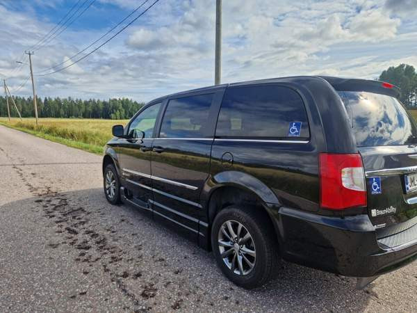 Chrysler Town Country Porvoo – foto 5