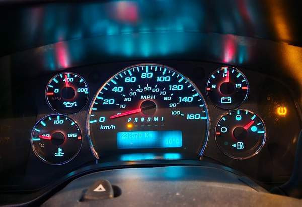 Chevrolet Express 2500 Pieksämäki - valokuva 2