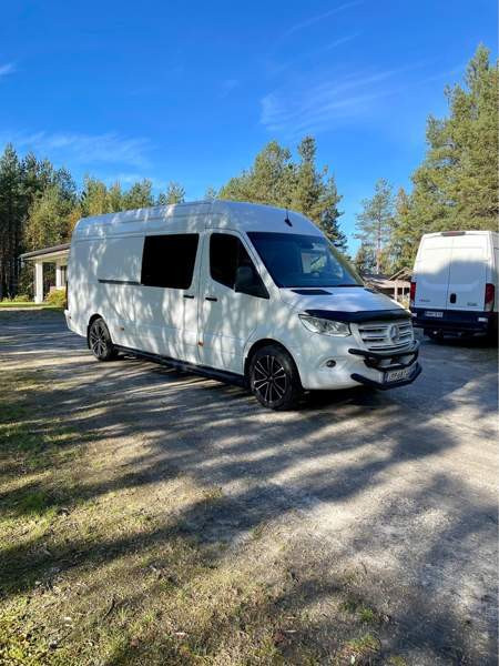 Mercedes-Benz Sprinter Luoto - valokuva 6