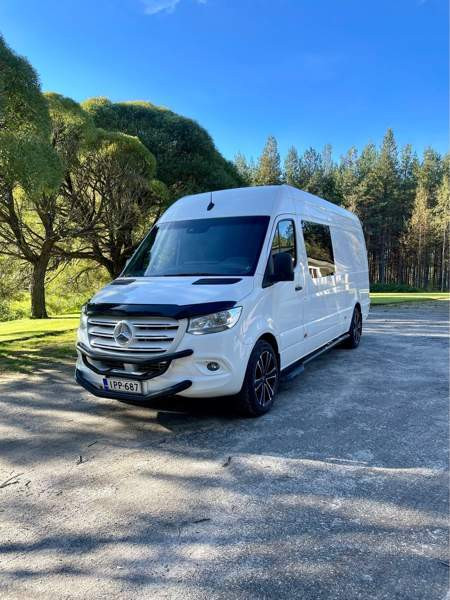 Mercedes-Benz Sprinter Luoto - valokuva 1