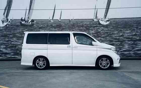 Nissan Elgrand Helsinki
