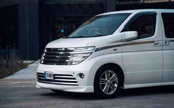 Nissan Elgrand Helsinki
