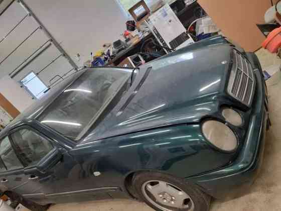 Mercedes-Benz 320 Macau